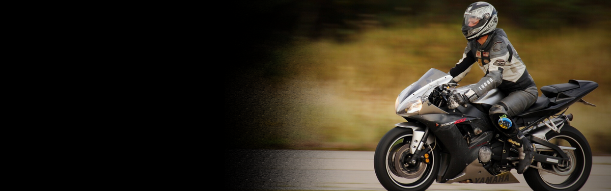 ⁠Tips to Wear 2 Piece Motorcycle Racing Suit